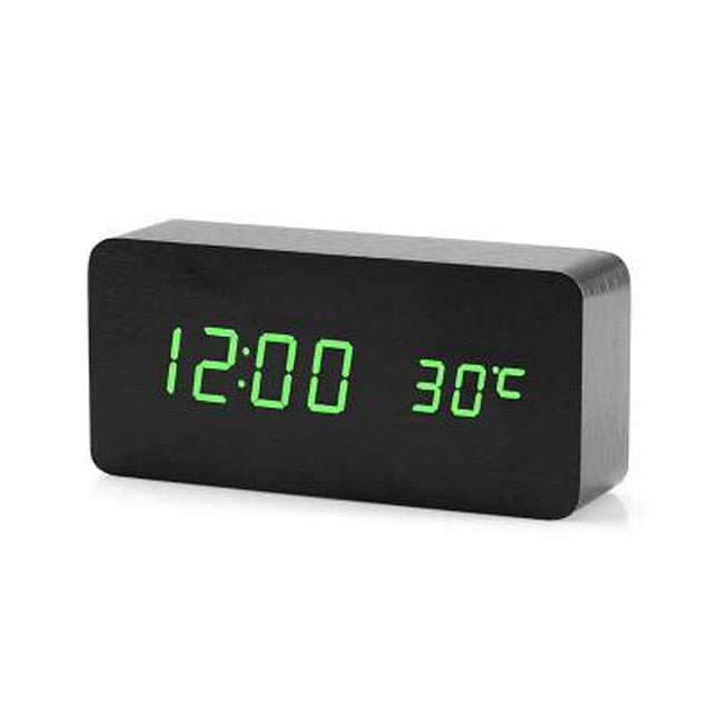 Despertador digital inteligente que ahorra energía, con diseño minimalista y LED.