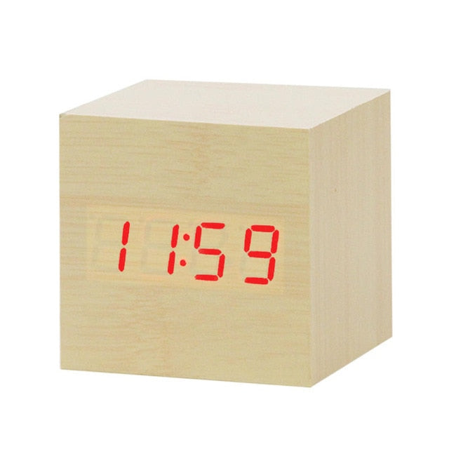 Reloj LED inteligente, perfecto para mesita de noche, con control de voz.