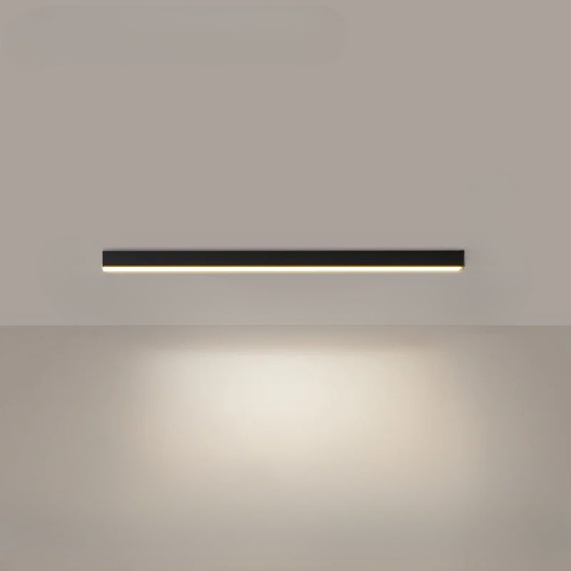 Lámpara de techo LED versátil. Combina eficiencia, diseño moderno y luz regulable.