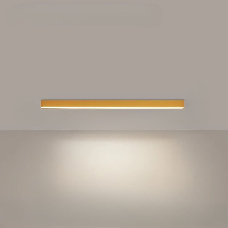 Lámpara de techo LED para espacios modernos. Diseño minimalista y luz adaptable.