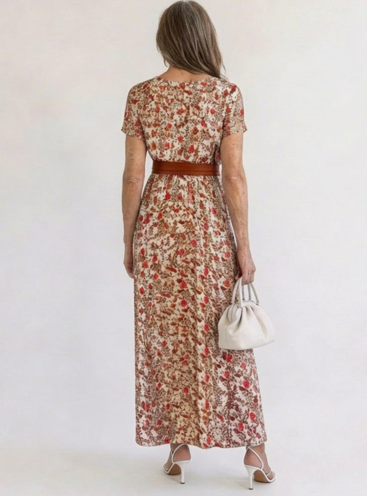 Elegante vestido midi floral burdeos de mujer, escote V, manga corta para un look casual chic.
