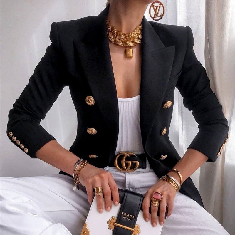 Blazer de mujer versátil, chaqueta de traje moderna para atuendos de oficina o eventos elegantes y profesionales.
