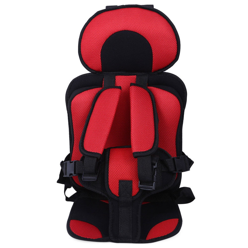 Perfil de silla de auto para niños, mostrando reclinación multi-posición y protección de impacto lateral.