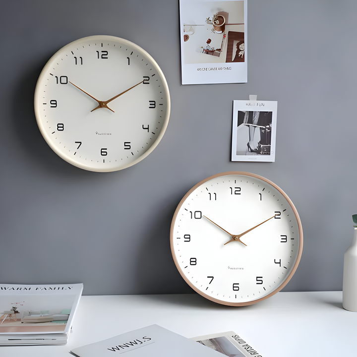 Reloj de pared silencioso para la decoración moderna del hogar. Diseño redondo y minimalista.