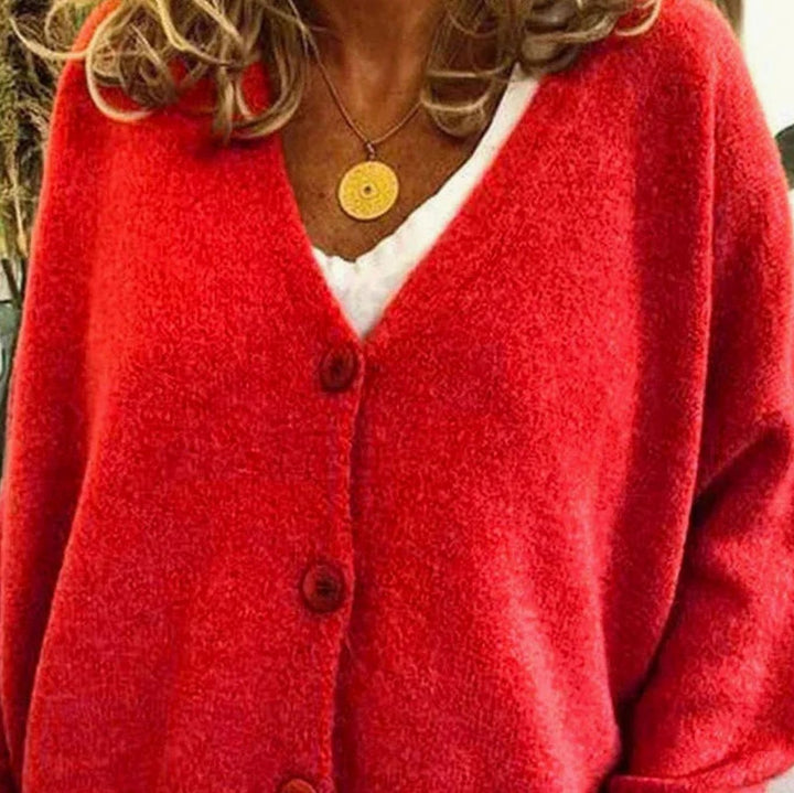 Ropa de mujer: Cárdigan de punto holgado con botones. Esencial de moda para otoño invierno, versátil.