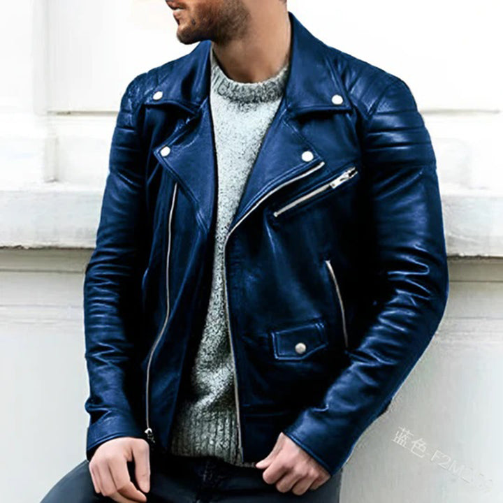 Chaqueta biker de cuero negro para hombre, estilo motero rebelde. Ropa exterior de moda masculina, invierno.