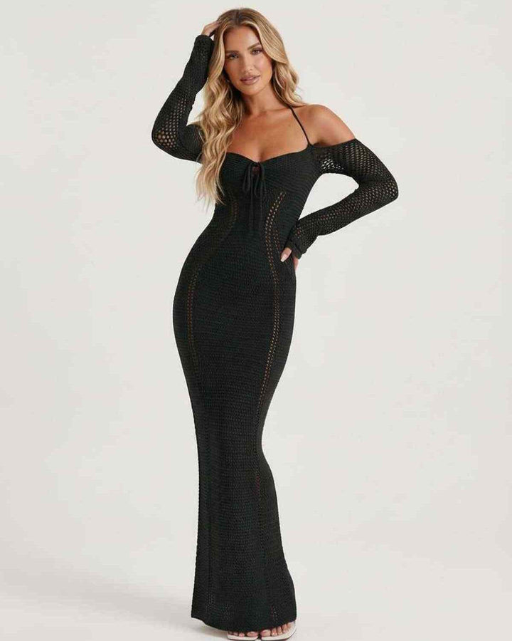 Vestido de mujer negro, maxi, ajustado. Diseño sofisticado con espalda descubierta, ideal para fiestas y cenas.