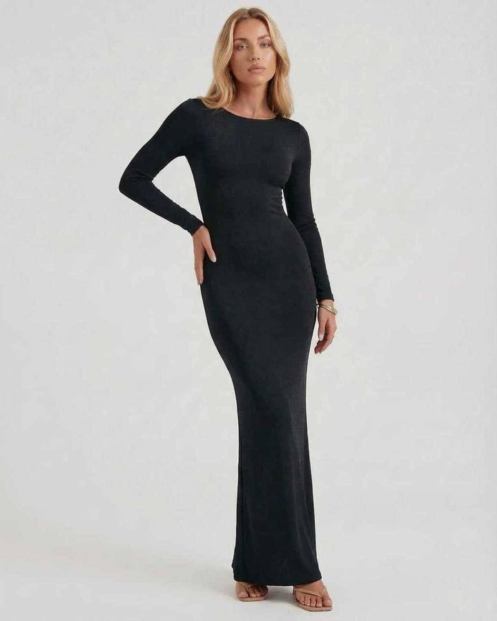 Vestido formal largo negro, ideal para eventos de noche, cenas elegantes y fiestas de gala para mujer.