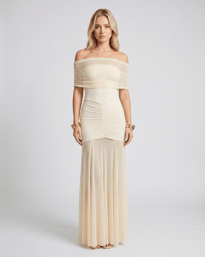 Vestido maxi elegante para mujer, escote off-shoulder, ideal para eventos especiales y bodas.