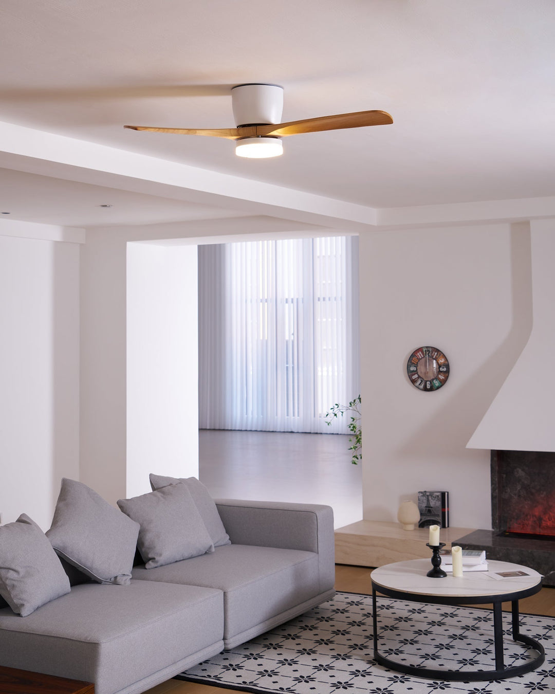 Ventilador de techo con luz LED de bajo consumo, diseño moderno nórdico, control remoto.