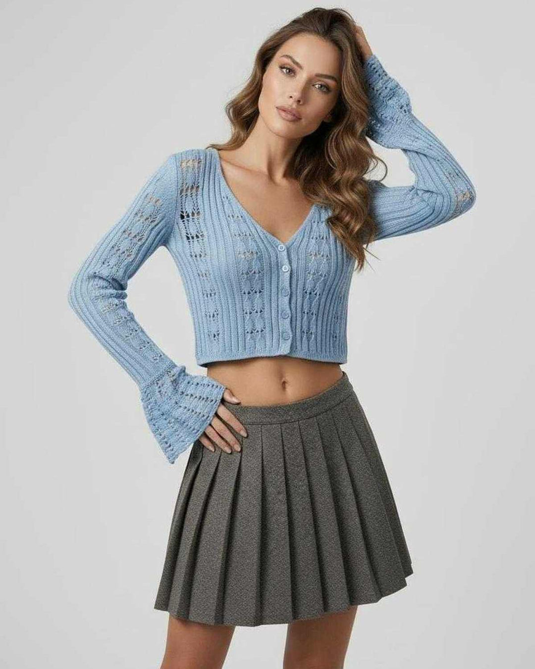 Cárdigan Oberon azul para mujer. Suéter corto de punto con manga larga y escote en V, moda versátil.