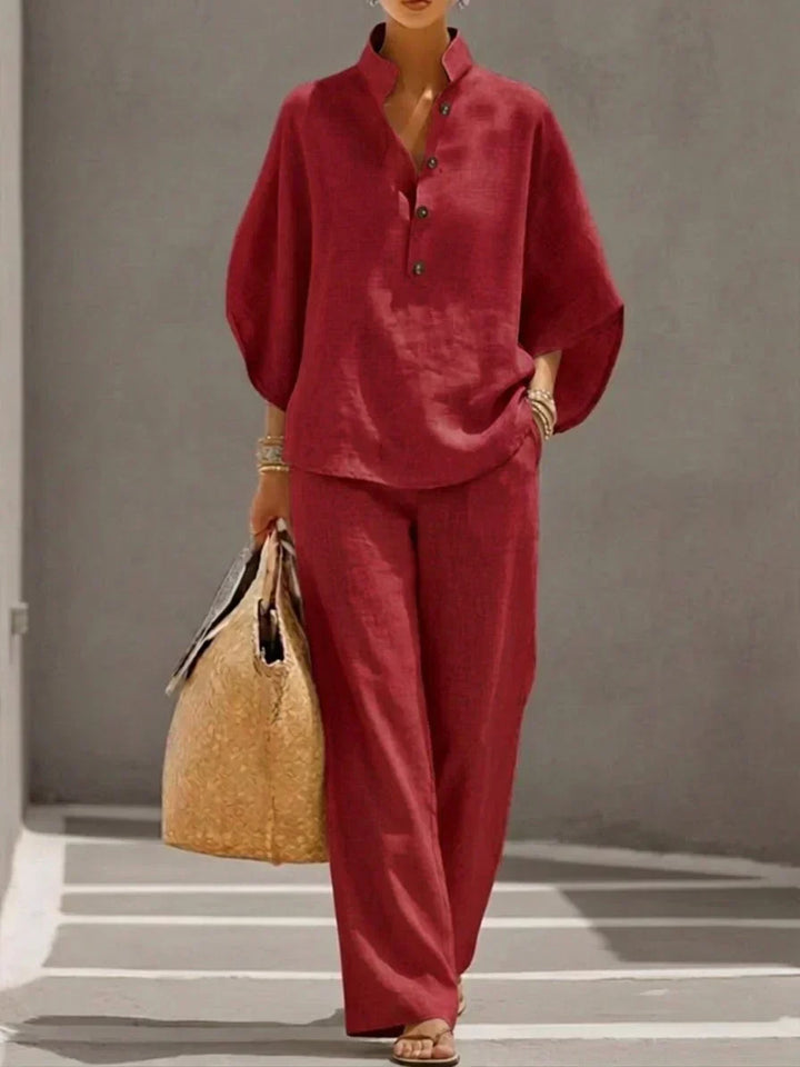 Conjunto de lino fresco para mujer: blusa murciélago fluida y pantalón ancho. Ropa de verano elegante y cómoda.