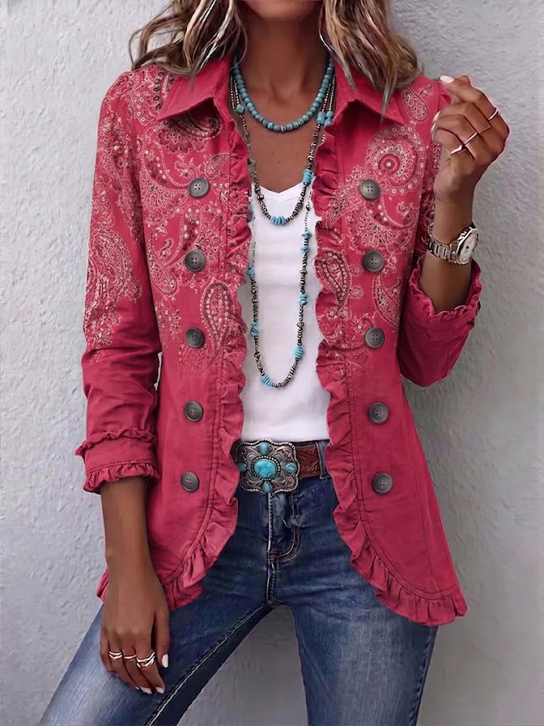 Elegante chaqueta rosa para mujer con detalles de volantes y patrón cachemira. Perfecta para un estilo chic.