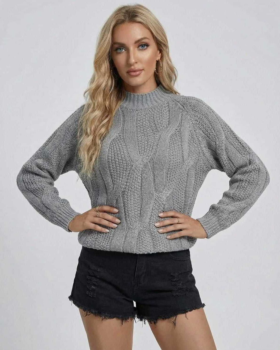Suéter blanco de mujer con textura de trenzas, ropa de invierno de manga larga, abrigadora y femenina.