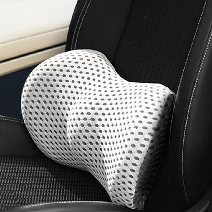 Soporte lumbar universal que promueve una postura saludable y comodidad duradera.