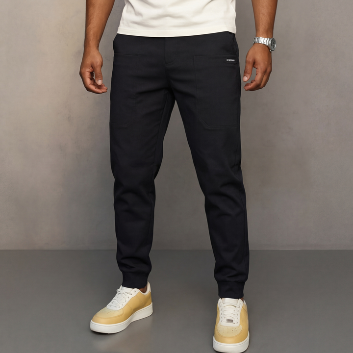Pantalones cargo elásticos slim fit para hombre, estilo moderno y cómodos para uso casual.