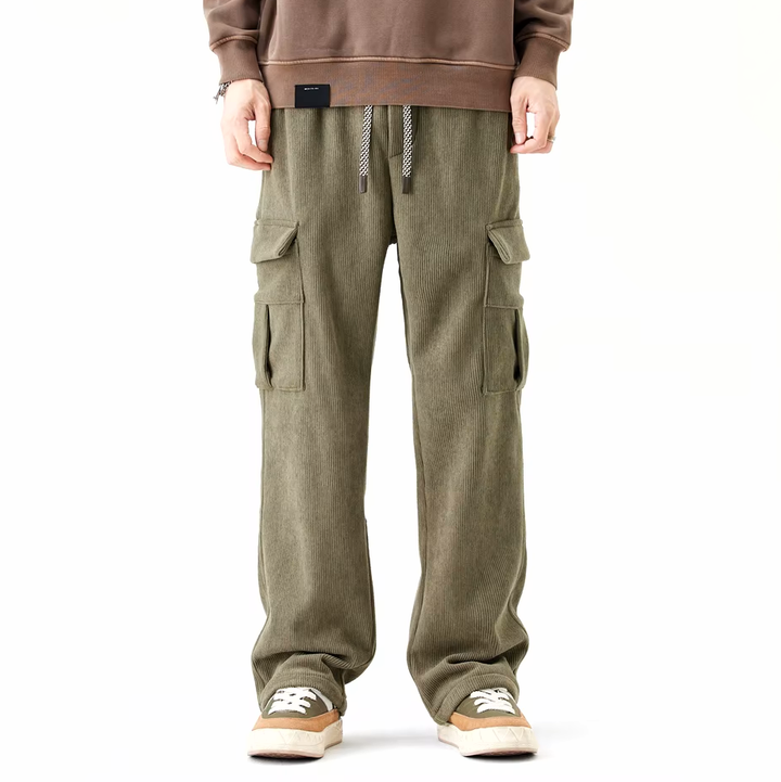 Pantalones de pana masculinos, con tecnología térmica. Ideales para mantener el calor con estilo casual.