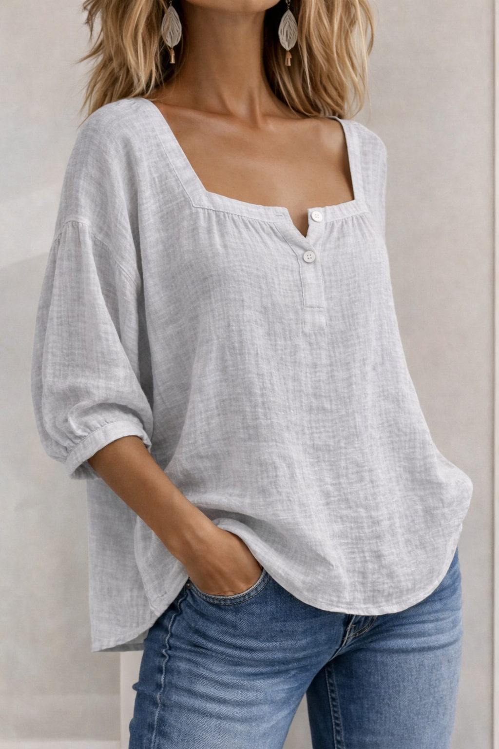 Blusa mujer casual cuello cuadrado, mangas 3/4 abullonadas. Moda femenina elegante y cómoda.