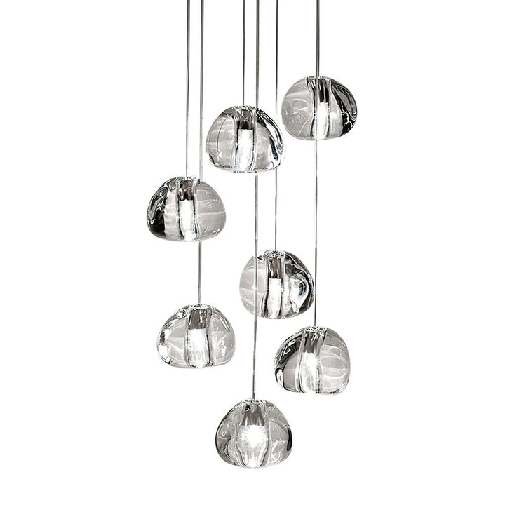 Iluminación moderna con lámpara de techo de cristal estilo cascada. Luz LED para comedor o cocina.