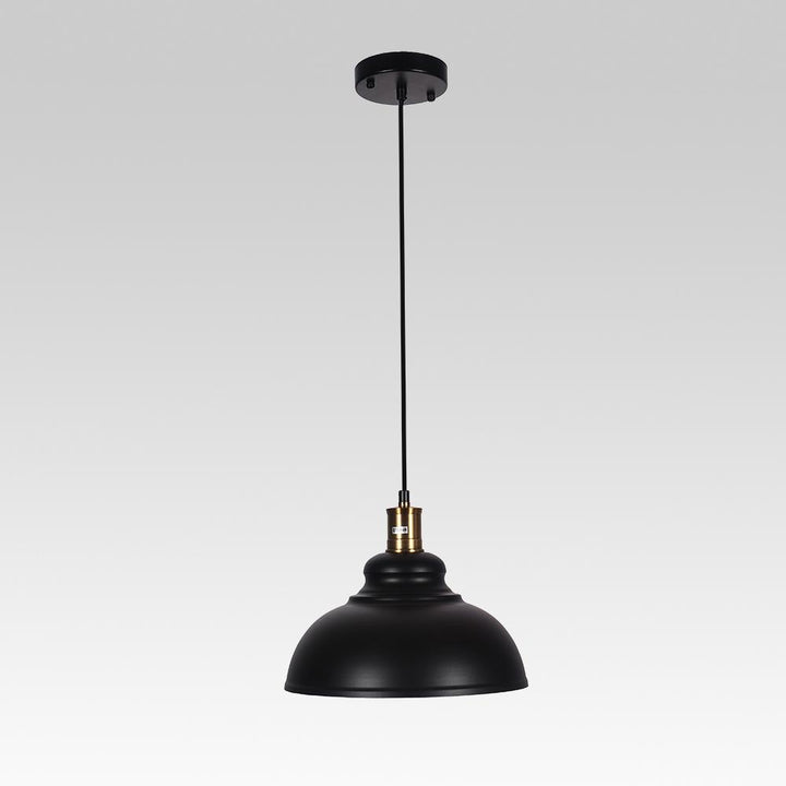 Lámpara colgante industrial negra para decoración de interiores, estilo moderno y funcional.