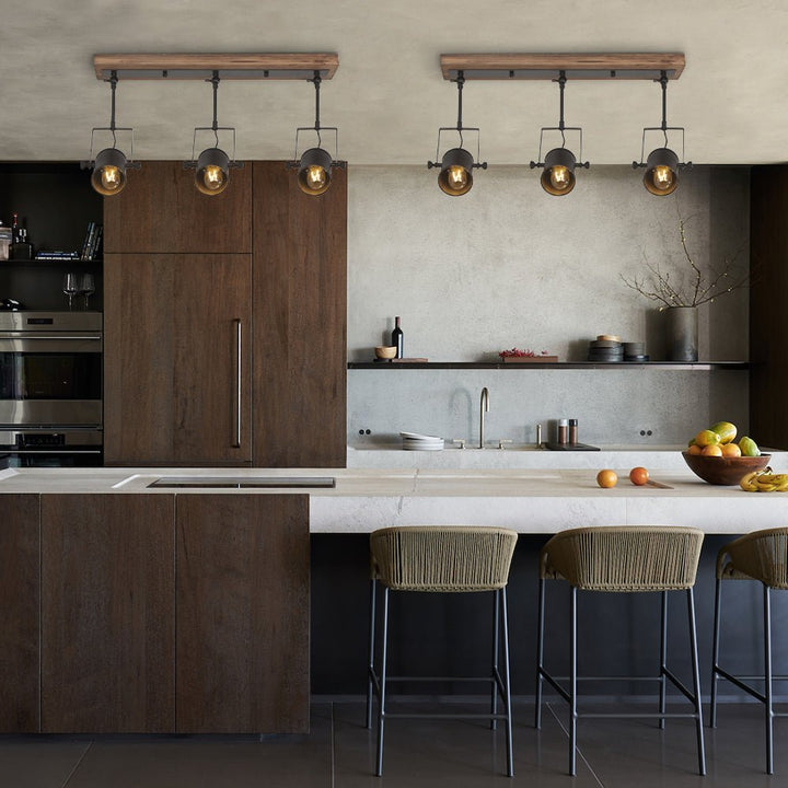 Aplique de luz industrial de 3 focos, para iluminación versátil en cualquier espacio interior de tu casa.