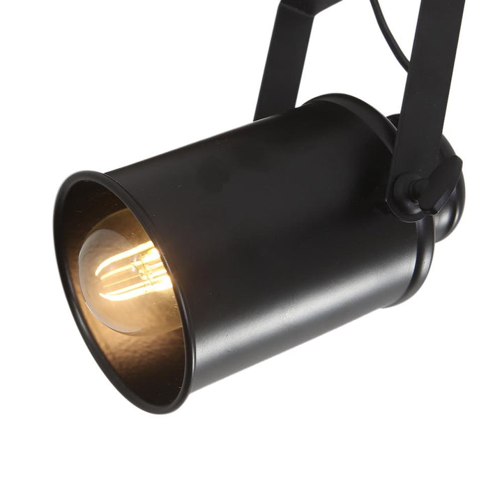 Iluminación de techo de 3 luces estilo industrial, versátil para cocina, sala y pasillos interiores.