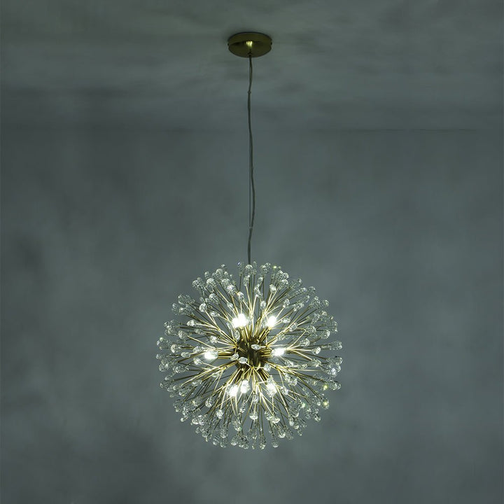 Dorado candelabro redondo de cristal con 9 luces. Diseño diente de león, lujo y elegancia.