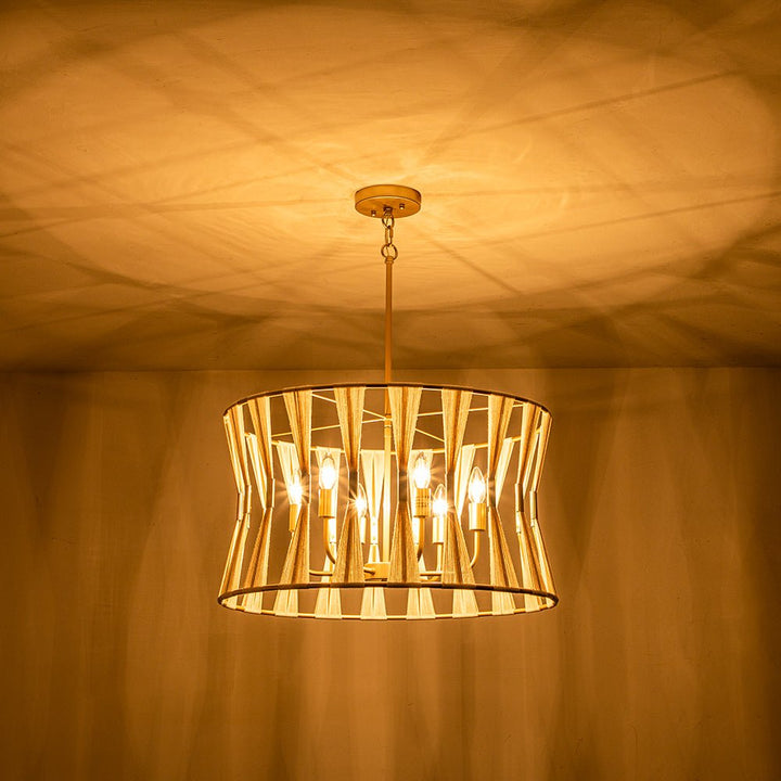 Candelabro marfil de 6 luces que crea un ambiente cálido, diseño tejido boho para salón.