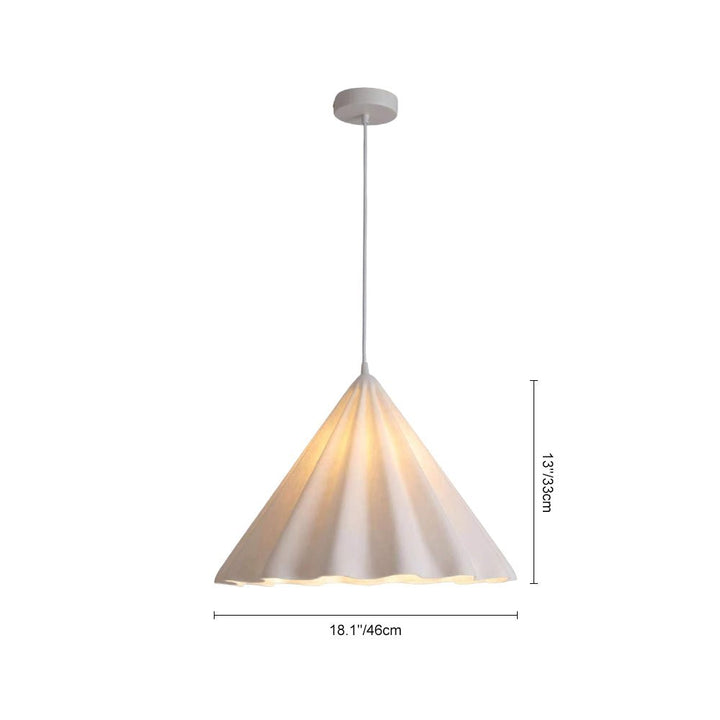 Lámpara de techo colgante para cocina, diseño cono ondulado, estilo contemporáneo y funcional.