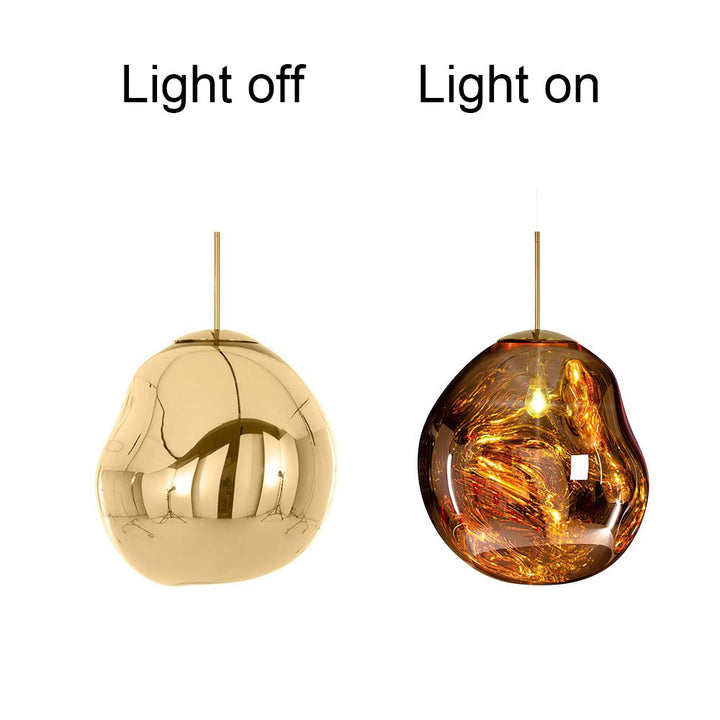Fusión de estilos con lámpara colgante irregular, ideal para ambientes modernos y contemporáneos.