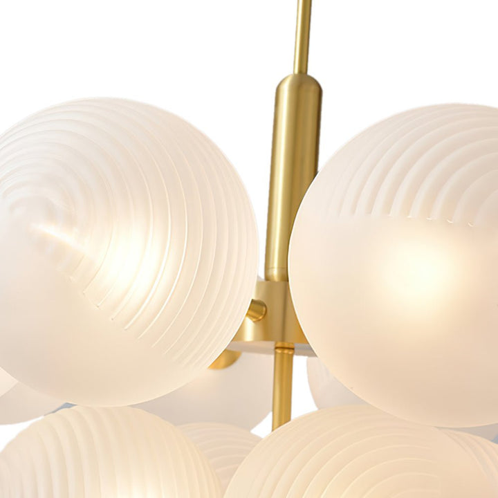 Candelabro contemporáneo de burbujas, ideal para un hogar con diseño elegante.