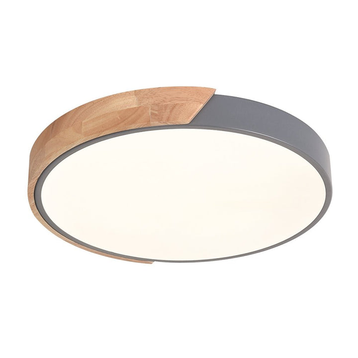 Decoración minimalista con luz de techo LED regulable redonda y madera. Iluminación interior elegante.