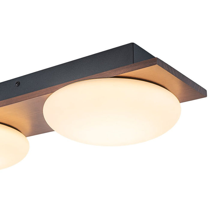 Lámpara de techo LED semi flush de nogal, iluminación rústica y eficiente para el hogar moderno.