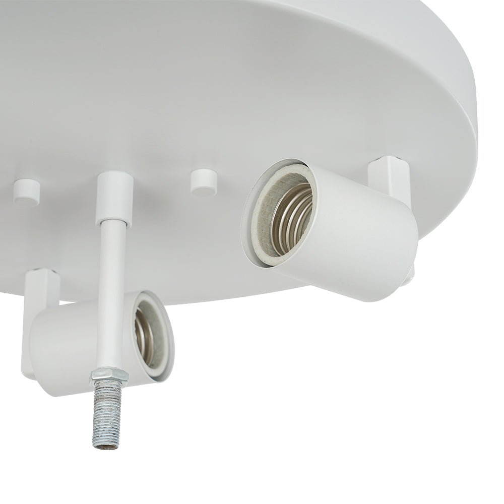 Techo floral francés, 3 luces. Lámpara semi empotrada con vidrio agrietado para crear ambiente.