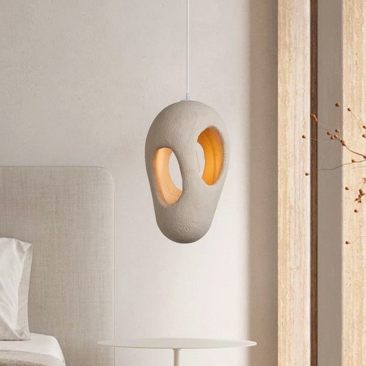 Iluminación decorativa: Lámpara colgante Wabi Sabi japonesa beige, diseño cueva artesanal para salón o comedor.
