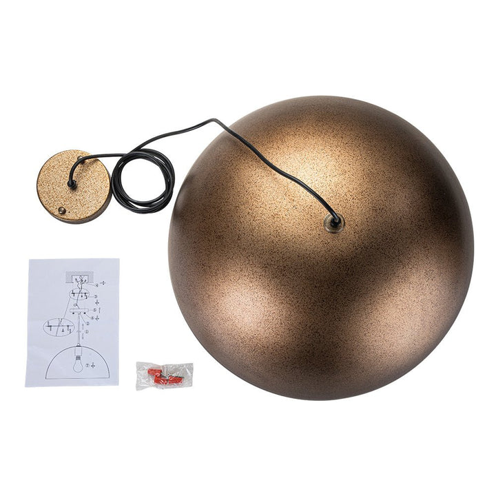 Lámpara colgante industrial cúpula, latón antiguo, ideal para focos de isla de cocina.