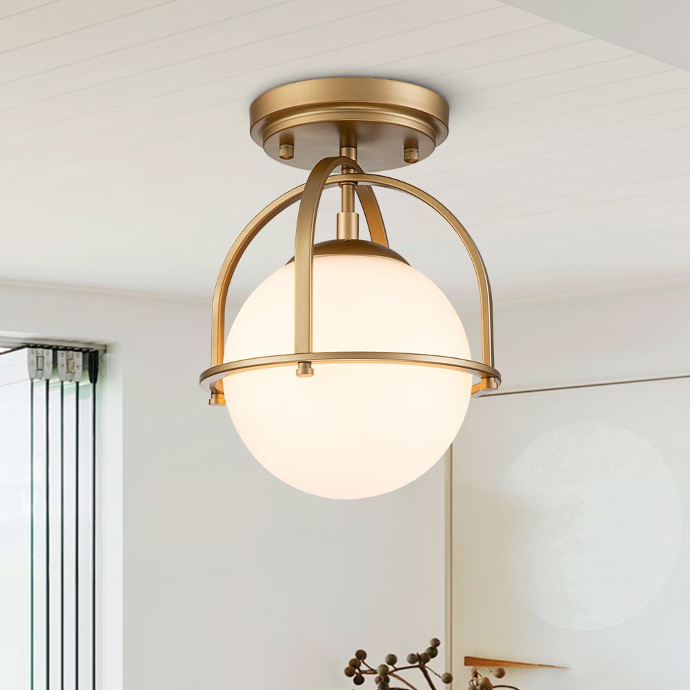 Lámpara de techo semi empotrada mid-century con globo de vidrio, ideal para iluminación moderna del hogar.