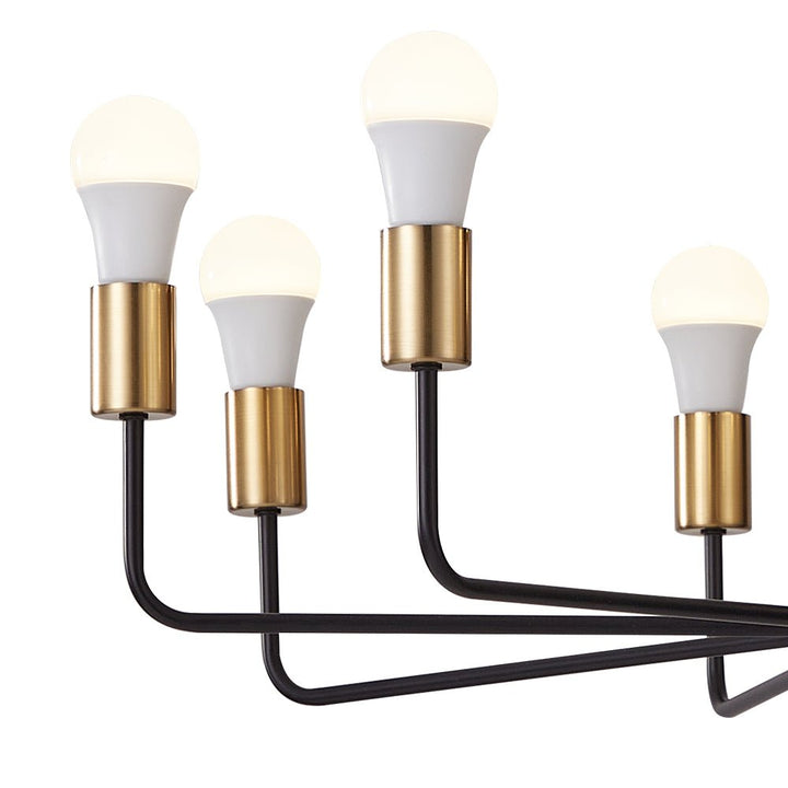 Diseño audaz: araña Sputnik de 8 luces en contraste negro y dorado. Estilo clásico de mediados de siglo.