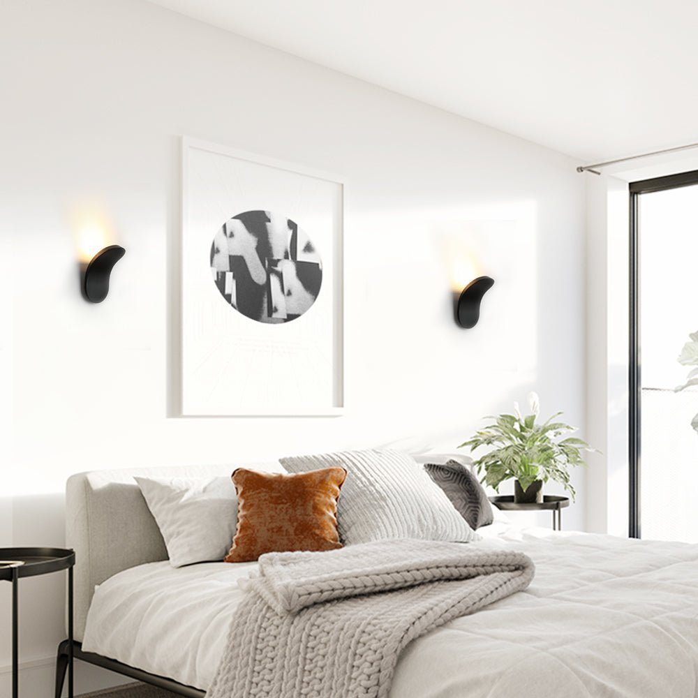 Luz de pared LED minimalista, ahorra energía y es ideal para cualquier habitación del hogar.