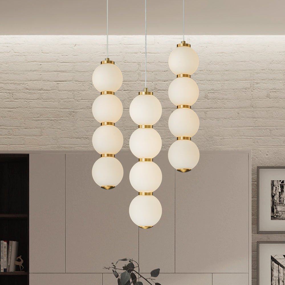 Lámpara colgante LED ábaco moderna con 4 luces y perlas de vidrio, ideal para comedor.