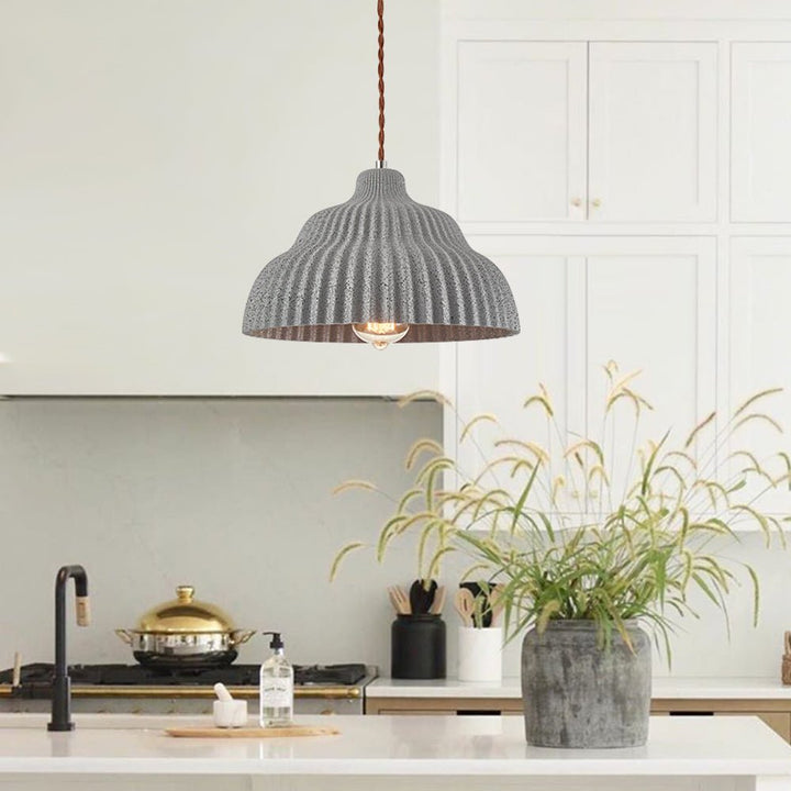 Lámpara colgante moderna plisada de 1 luz, ideal para isla de cocina. Estilo Japandi y Wabi Sabi.