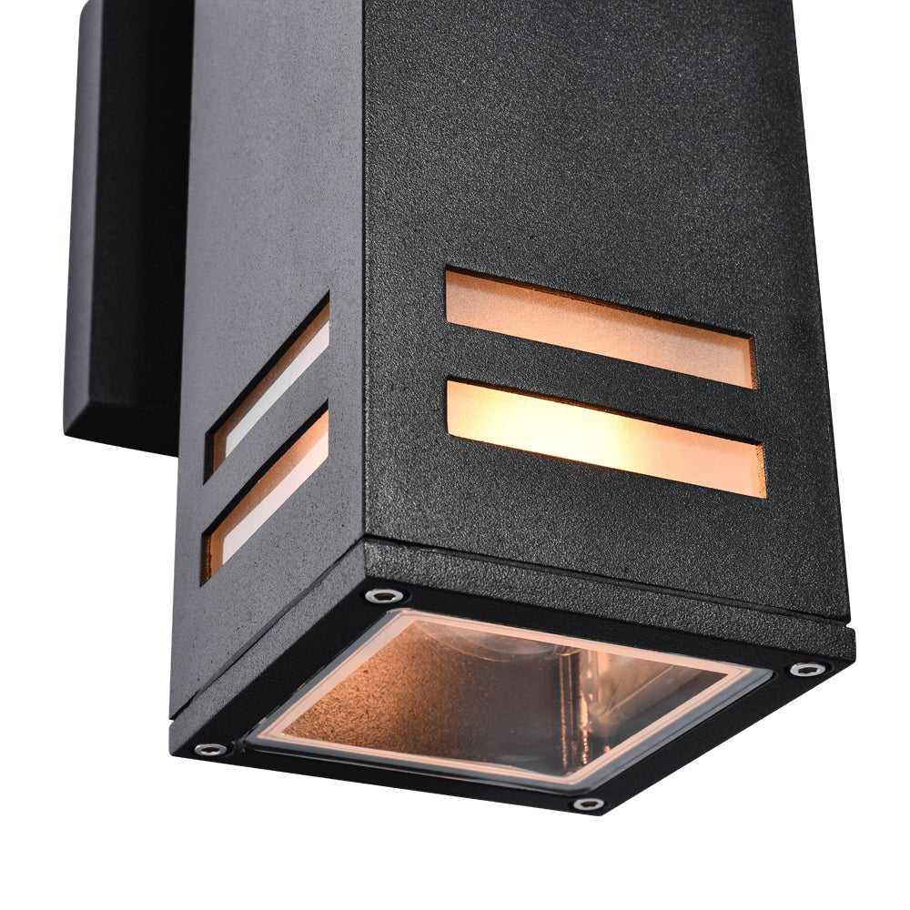 Luz de pared exterior rectangular negra, totalmente impermeable. Moderna y duradera para jardín y terraza.