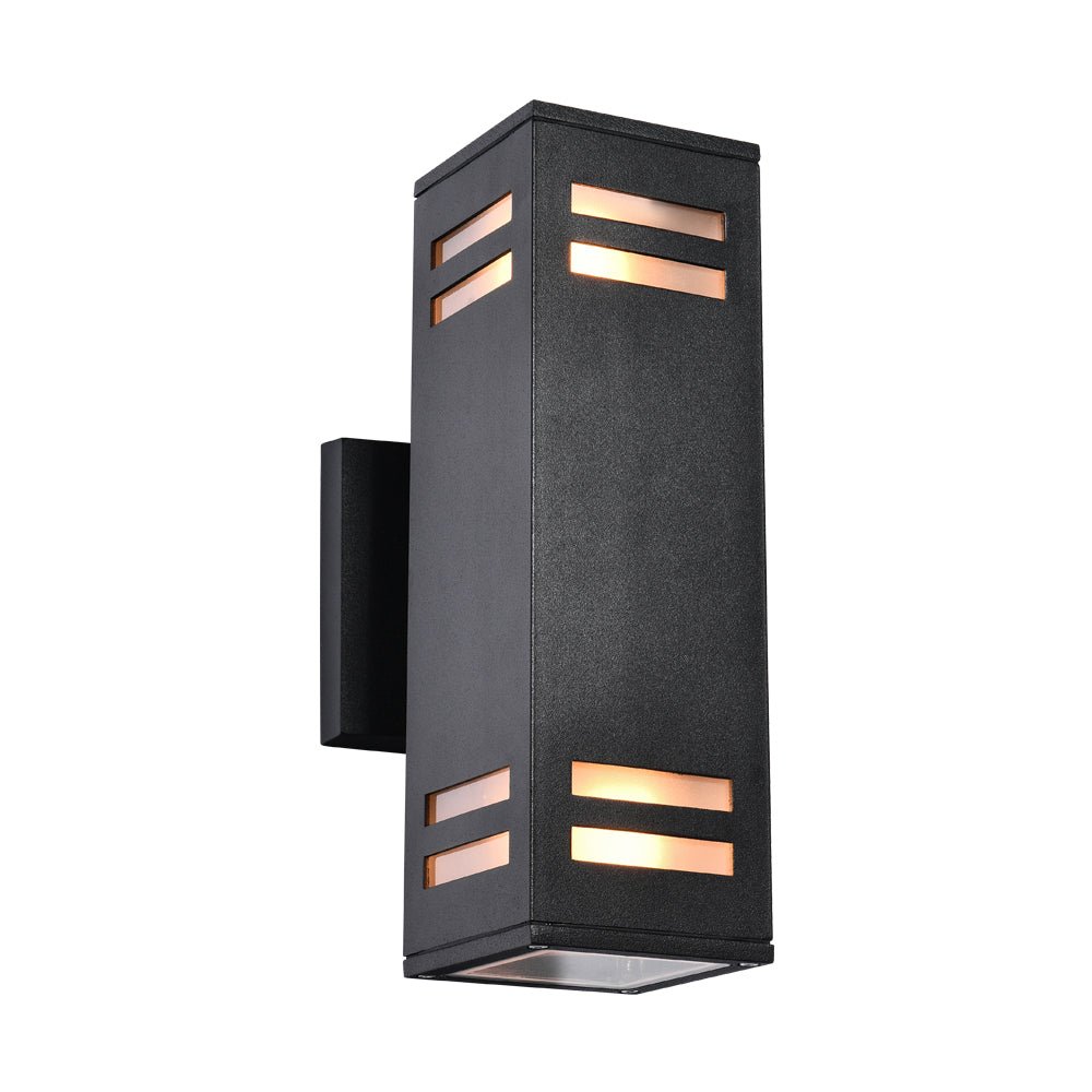 Decoración exterior con lámpara de pared moderna negra. Aplique rectangular impermeable de doble haz, eficiente.