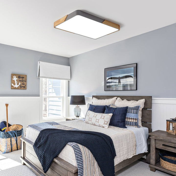 Elegante luz de techo LED rectangular, diseño moderno y regulable. Iluminación sofisticada para tu interior.