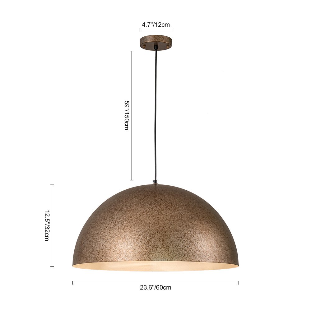 Iluminación colgante industrial negra, con cúpula robusta para cocina o isla.