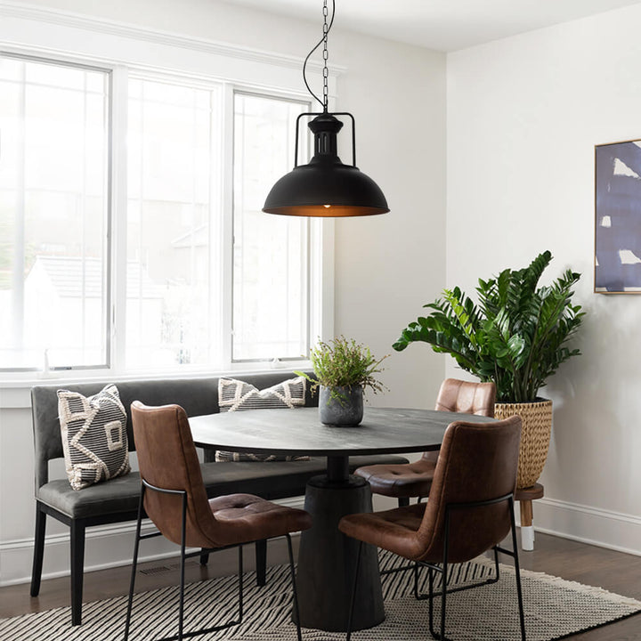 Colgante de techo industrial negro, diseño minimalista moderno para iluminación interior.
