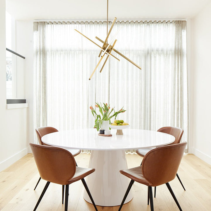 Candelabro LED lineal moderno con 6 luces, perfecto para luz cálida en decoración.