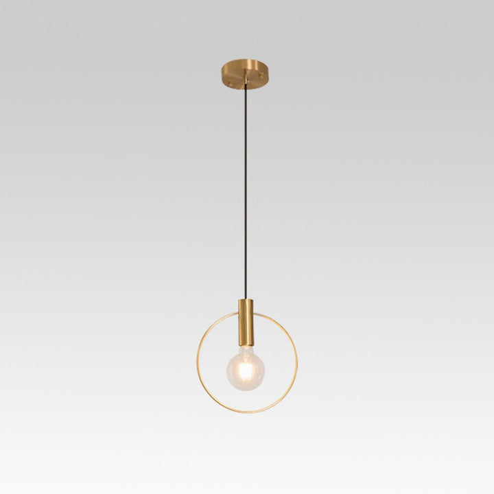 Vista de la lámpara colgante de oro con forma de anillo, iluminación moderna y elegante para el hogar.
