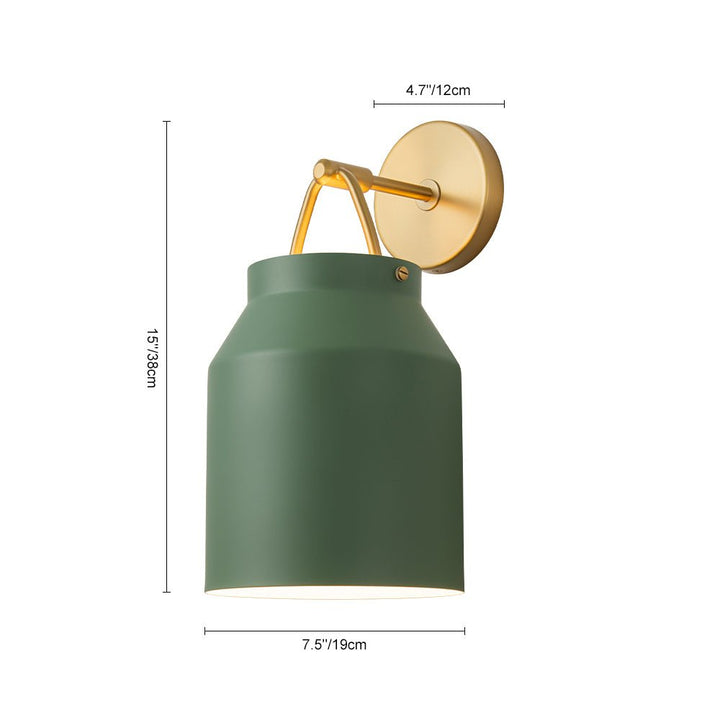 Aplique de pared con diseño nórdico, vidrio cilíndrico para luz interior suave y decorativa.