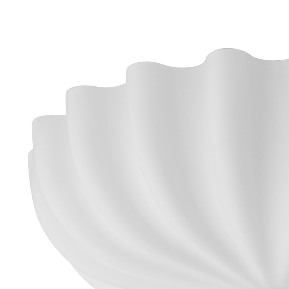 Elegante plafón de techo dorado, 3 luces de vidrio esmerilado. Estilo nórdico para iluminación decorativa.